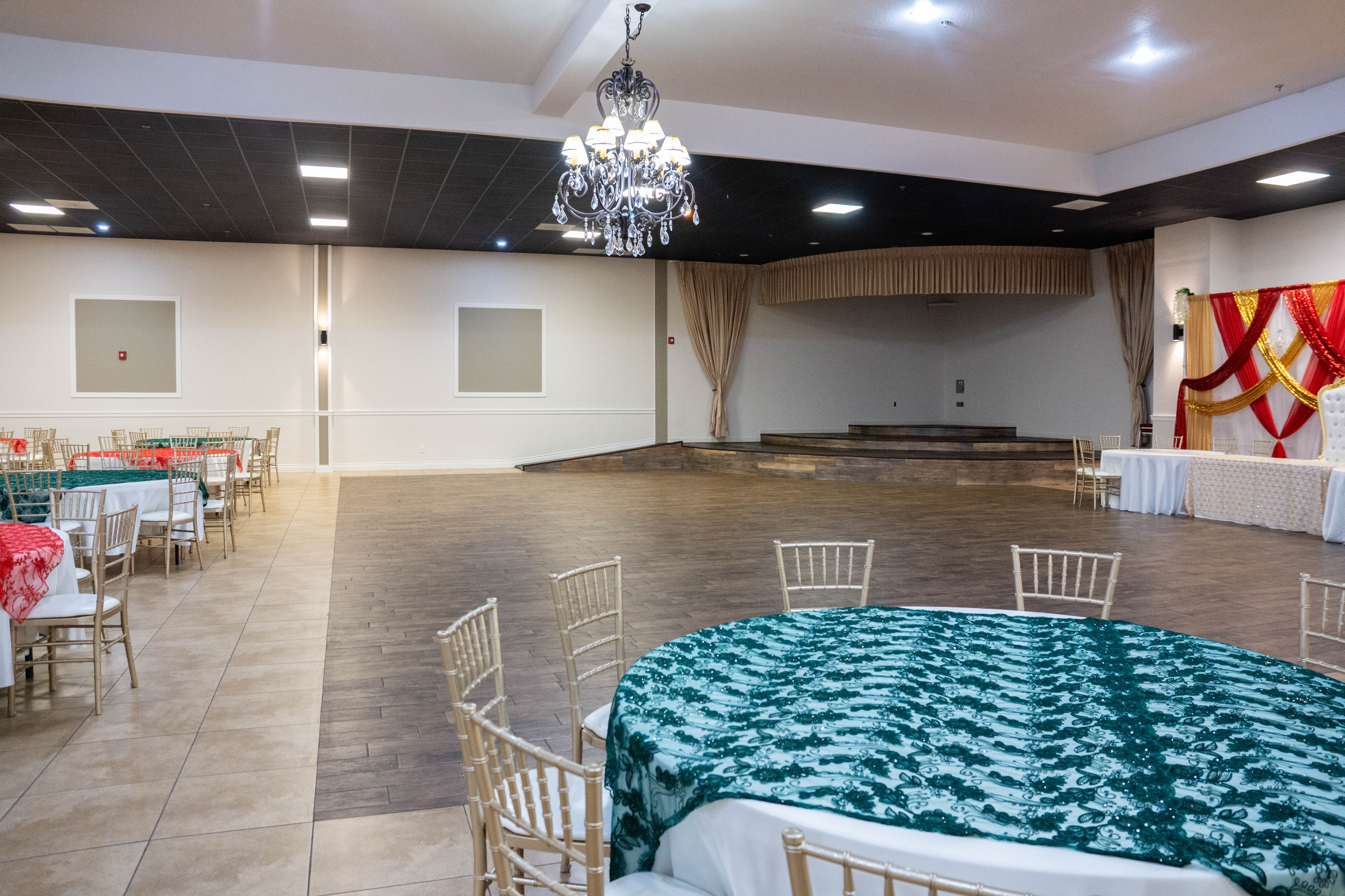 Onion Creek Ballroom | Castillian Ballroom