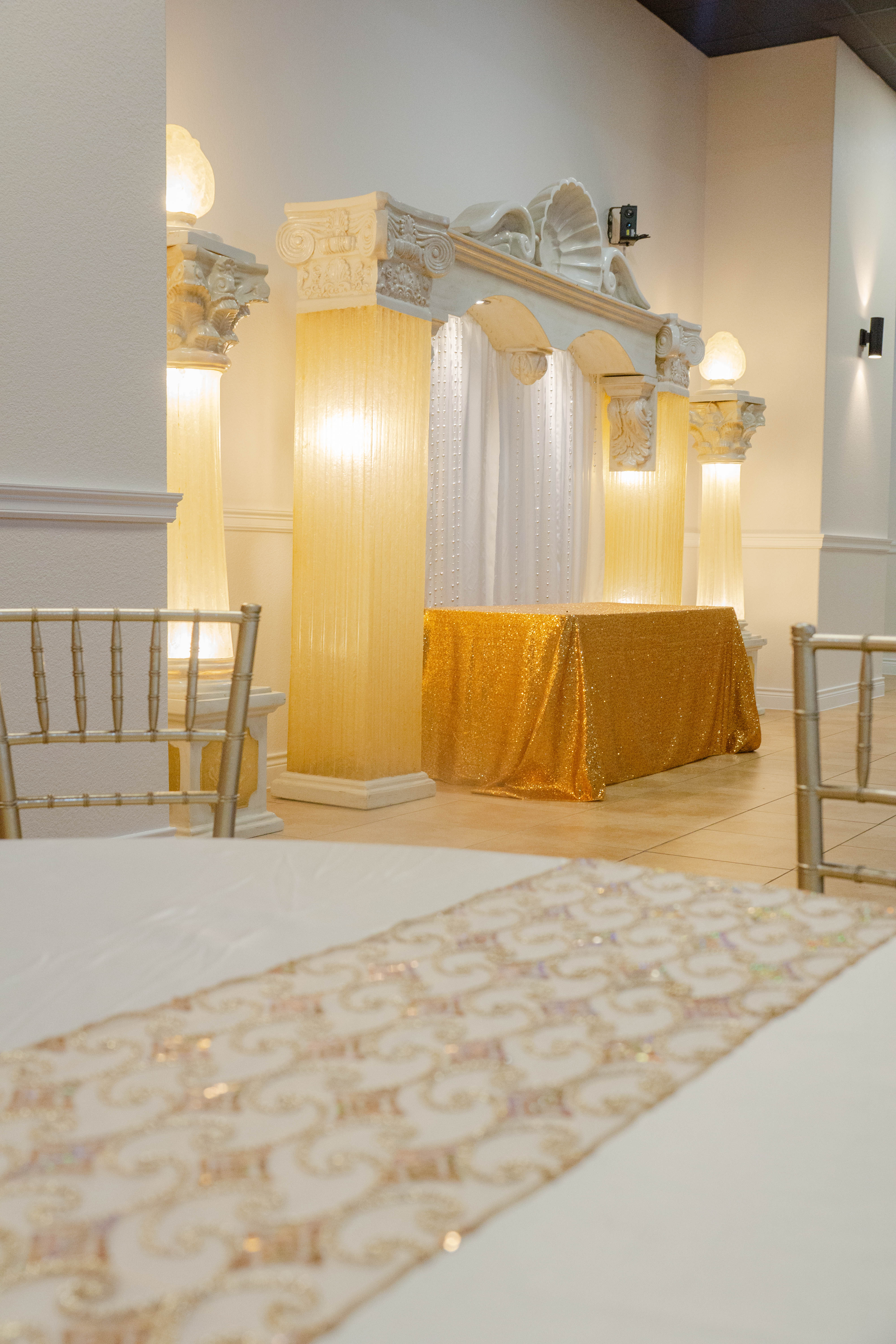 Onion Creek Ballroom | Castillian Ballroom